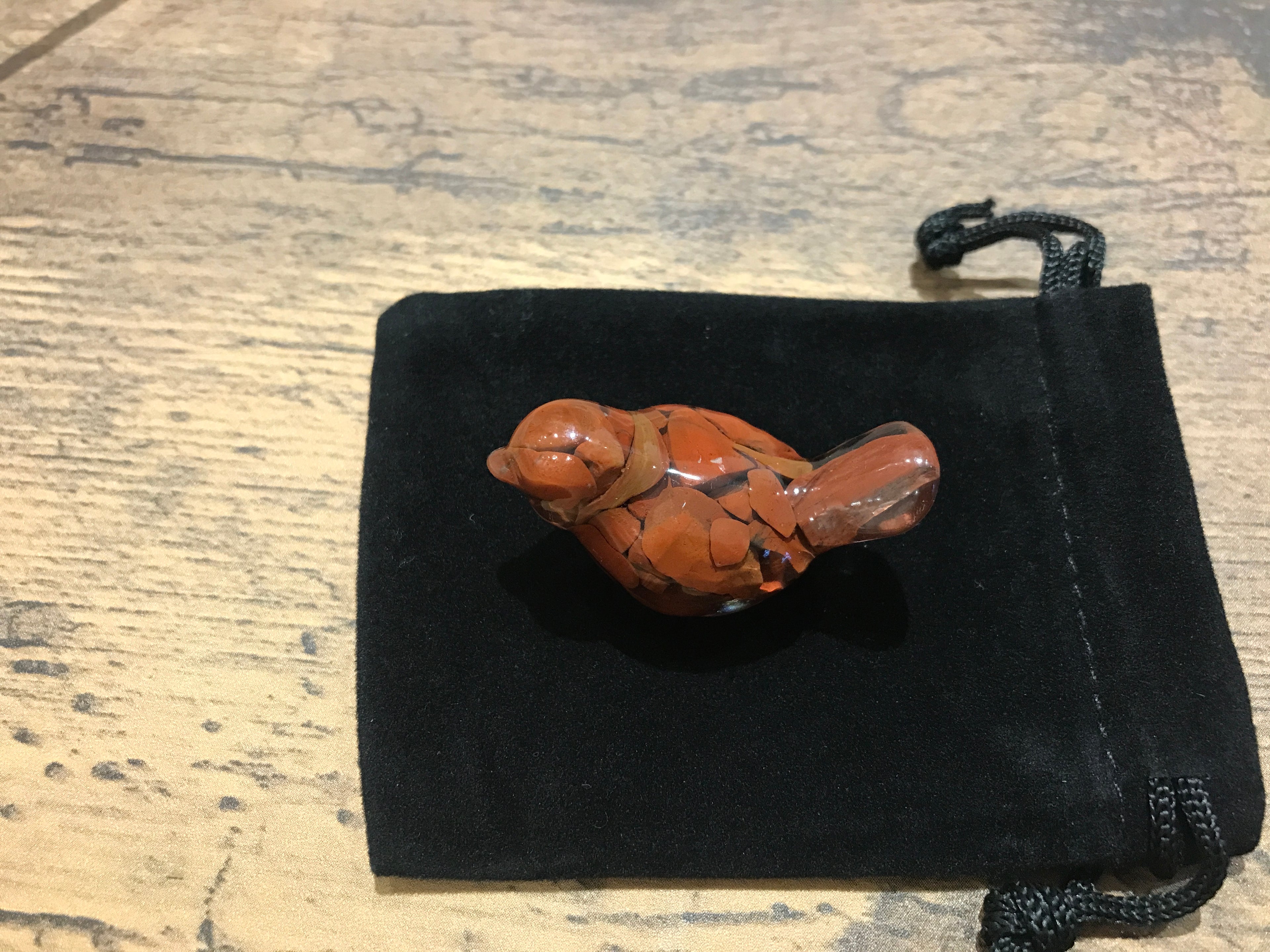 Red Jasper, Crystal bird