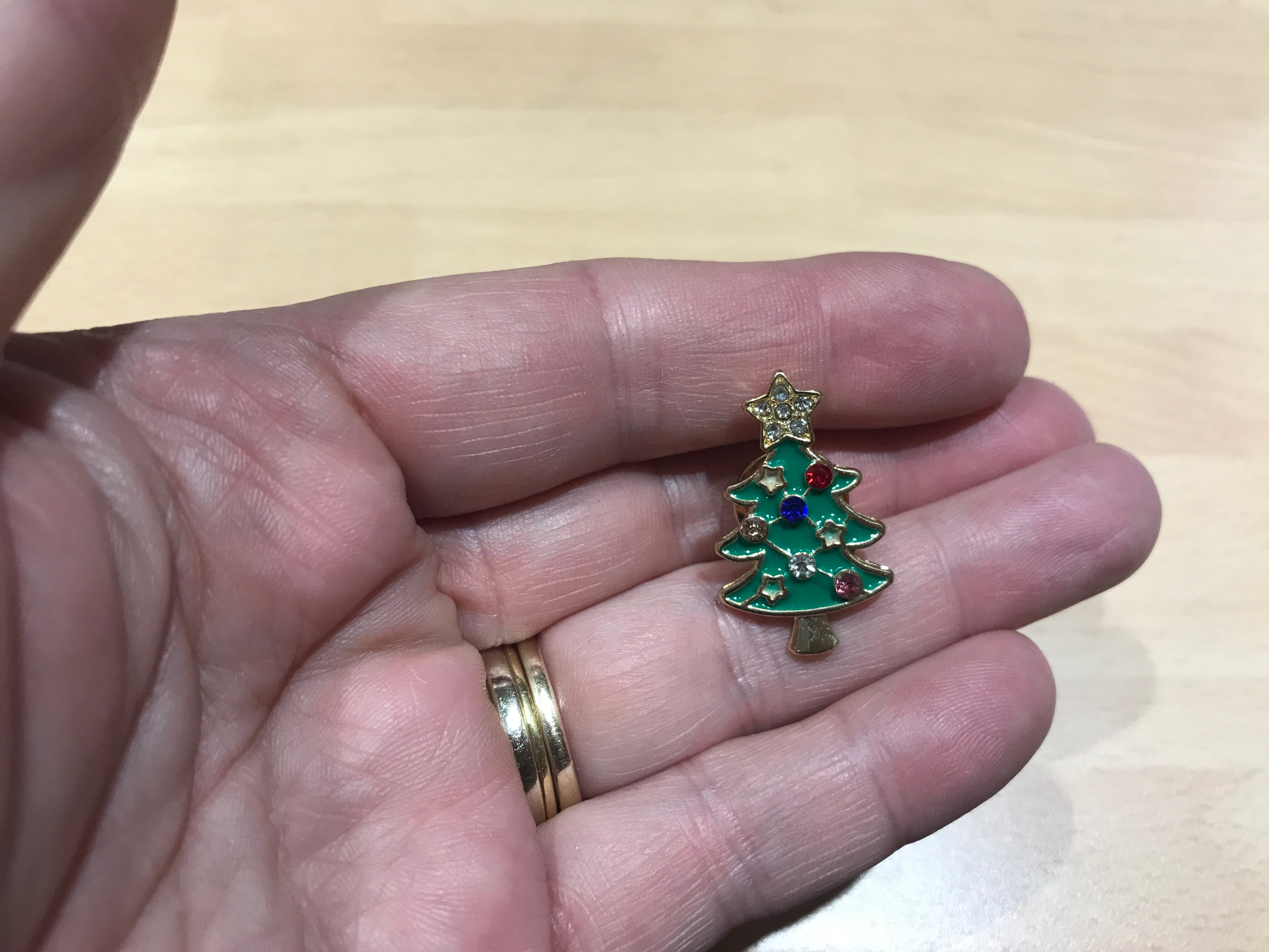 A Little Keepsake Christmas Tree Brooch