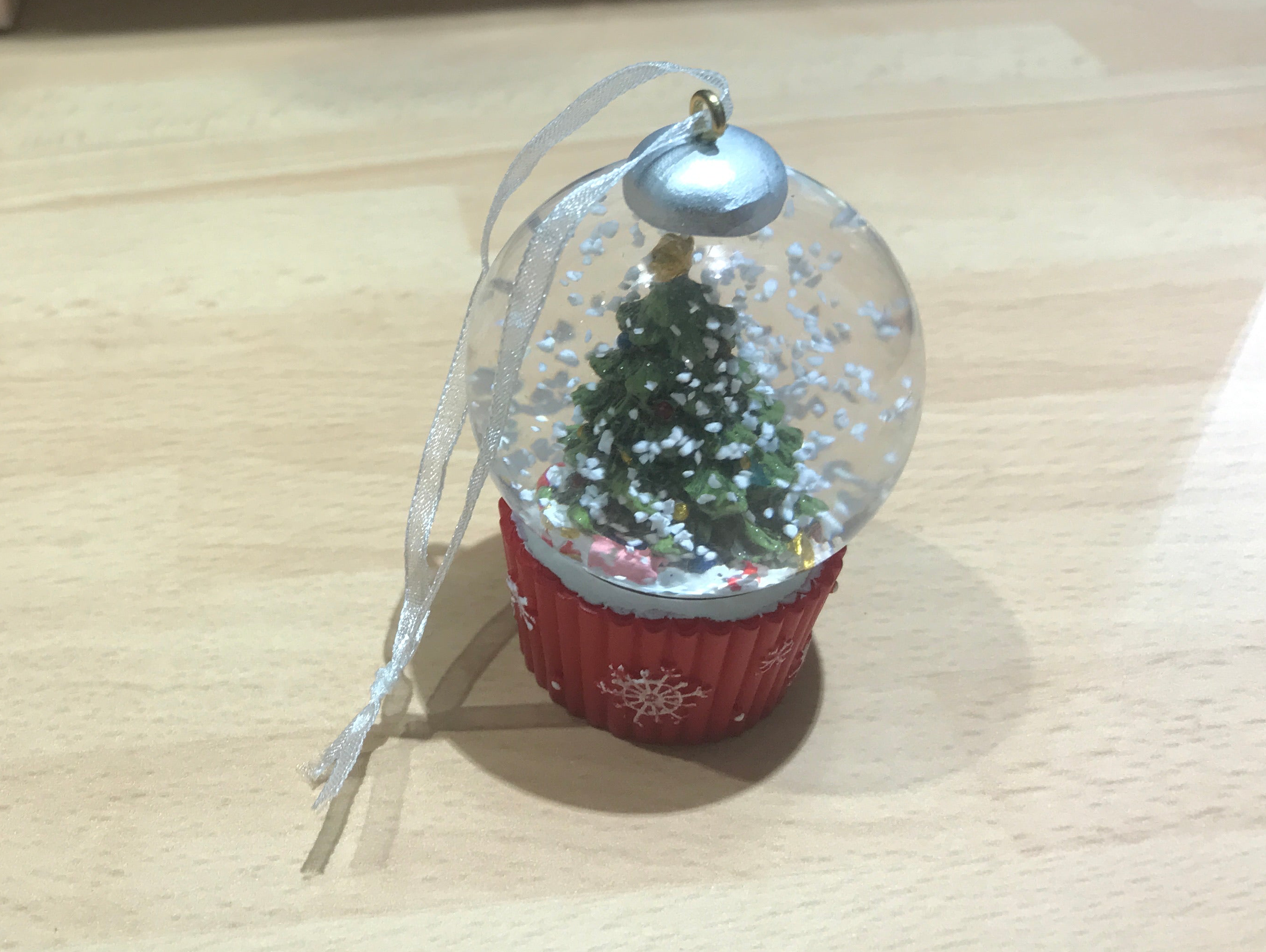 Christmas tree decoration, Christmas tree snow globe